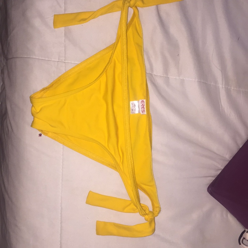 yellow bikini bottoms ✖️✖️✖️SOLD✖️✖️✖️
